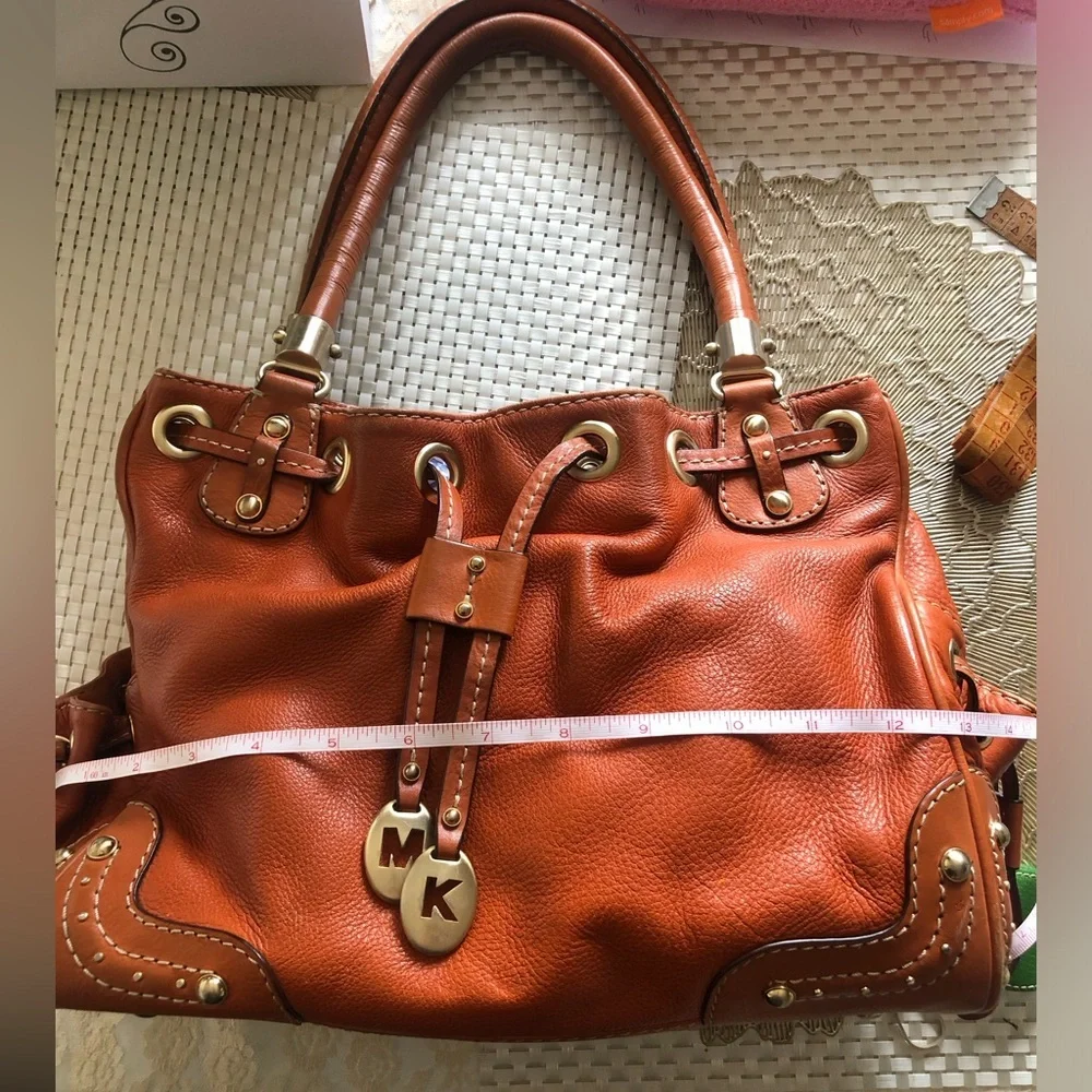 Michael Kors Women's Tan Leather Bag - Picture 9 of 11